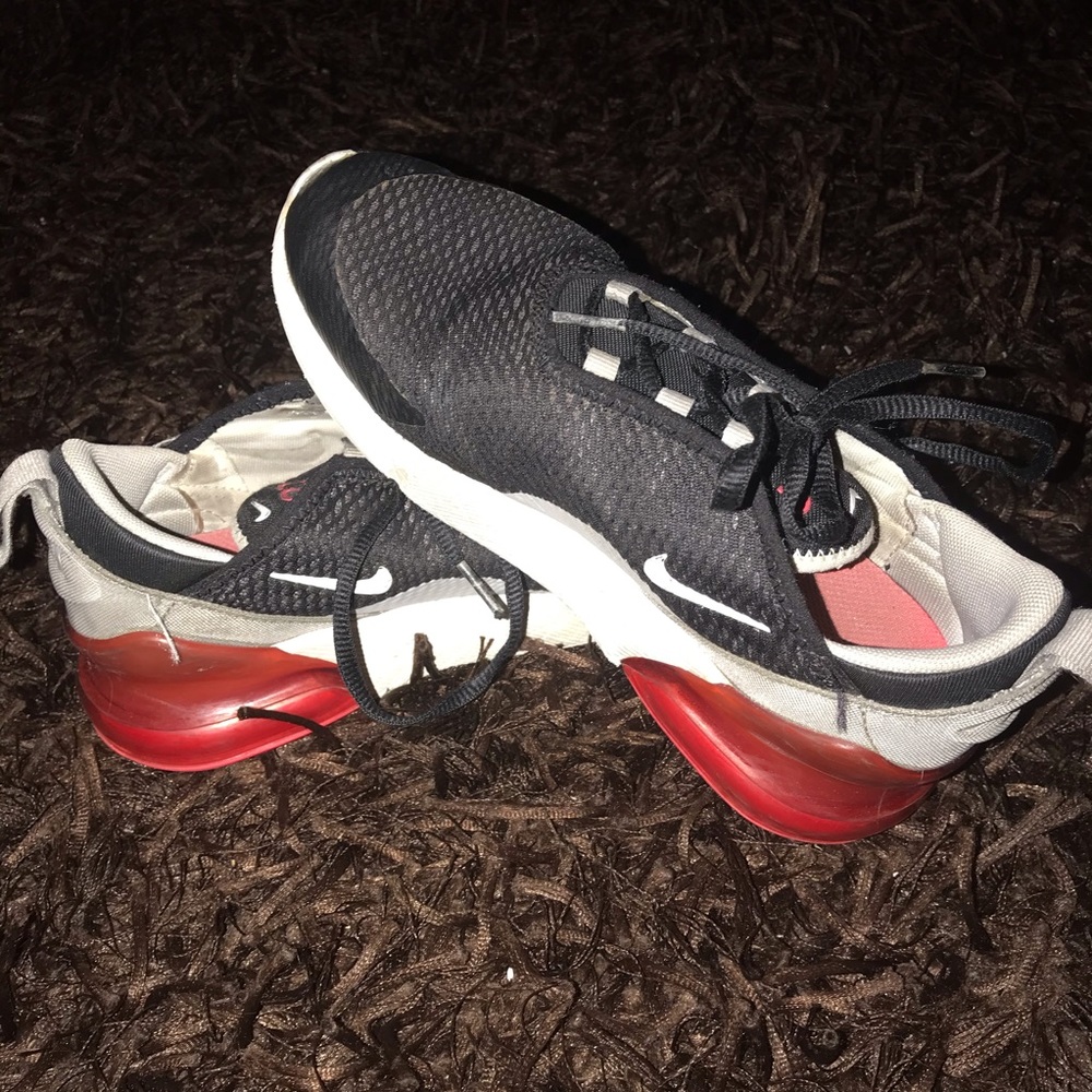 Boy Nike air max 270c